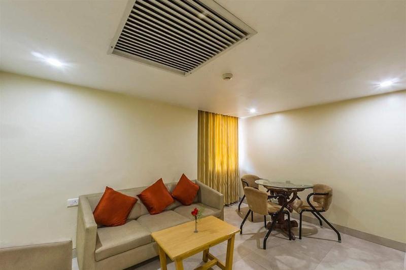 מייזור Hotel Mb International Palace Side מראה חיצוני תמונה