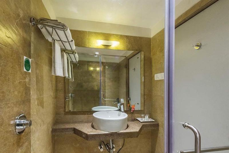 מייזור Hotel Mb International Palace Side מראה חיצוני תמונה