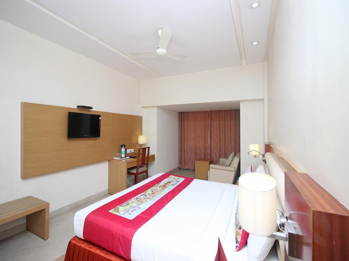 מייזור Hotel Mb International Palace Side מראה חיצוני תמונה